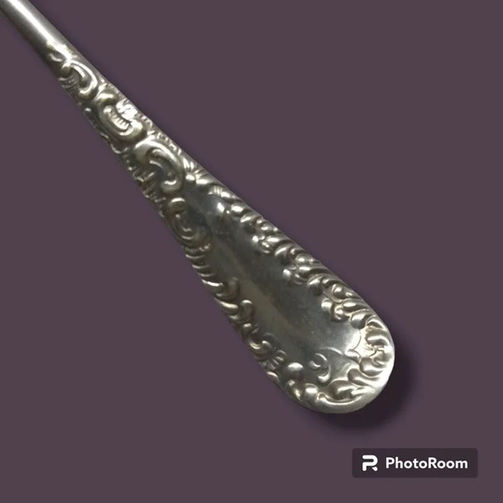 Oneida •	brand silver